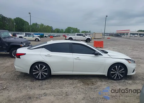 2019 Nissan Altima 2.5 Sr z USA, uszkodzony, nr VIN 1N4BL4CV2KC153016